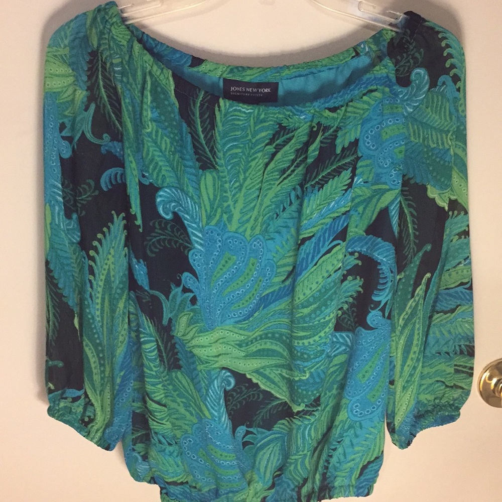 Jones New York blouse.